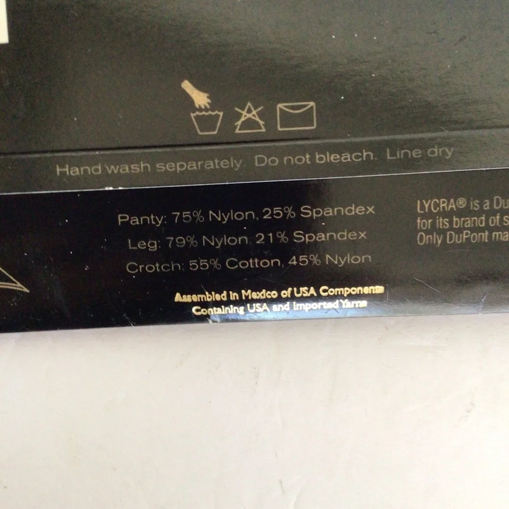 VICTORIAS SECRET SENSUAL SHAPER PANTYHOSE SIZE SMALL NWT BLACK.